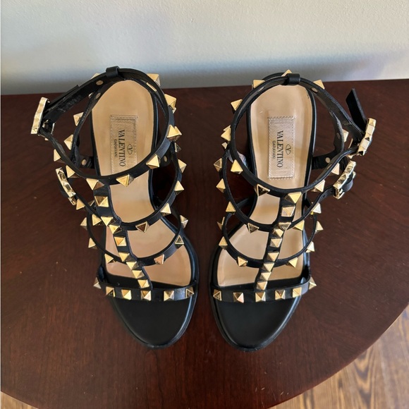 Valentino Rockstud Ankle Strap Sandal - Picture 5 of 11